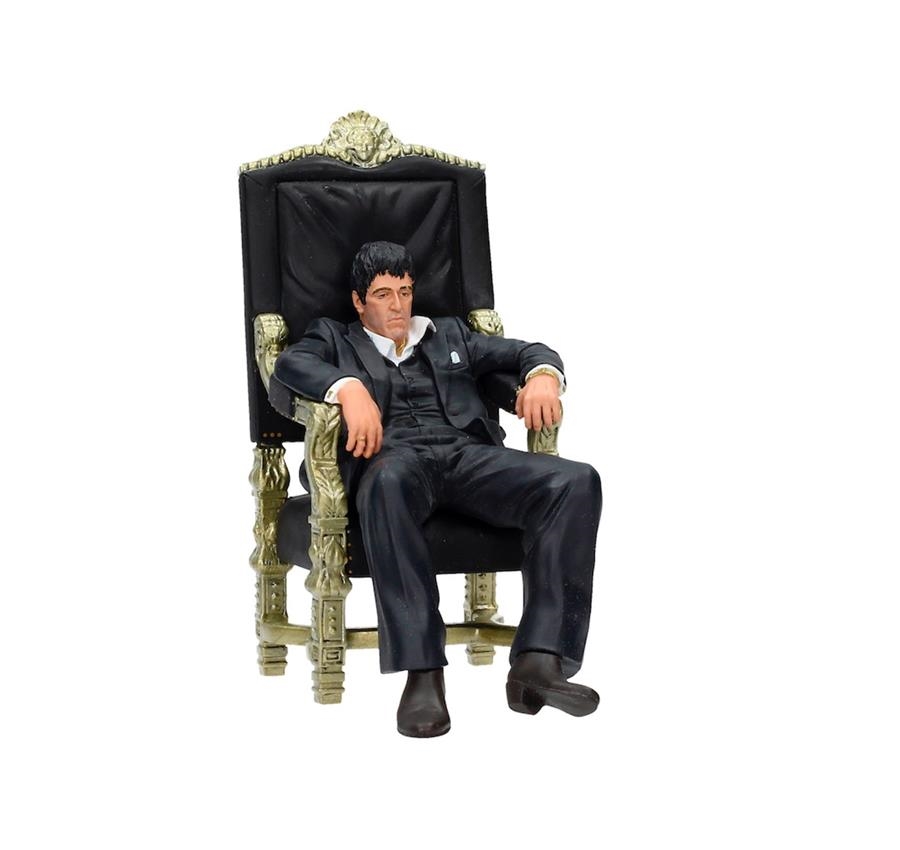 TONY MONTANA SENTADO FIGURA 18 CM SCARFACE | 8436535275156 | Universal Cómics