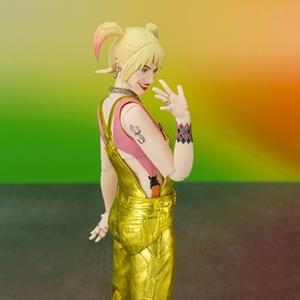 HARLEY QUINN FIGURA 14.5 CM BIRDS OF PREY SH FIGUARTS | 4573102587367 | Universal Cómics