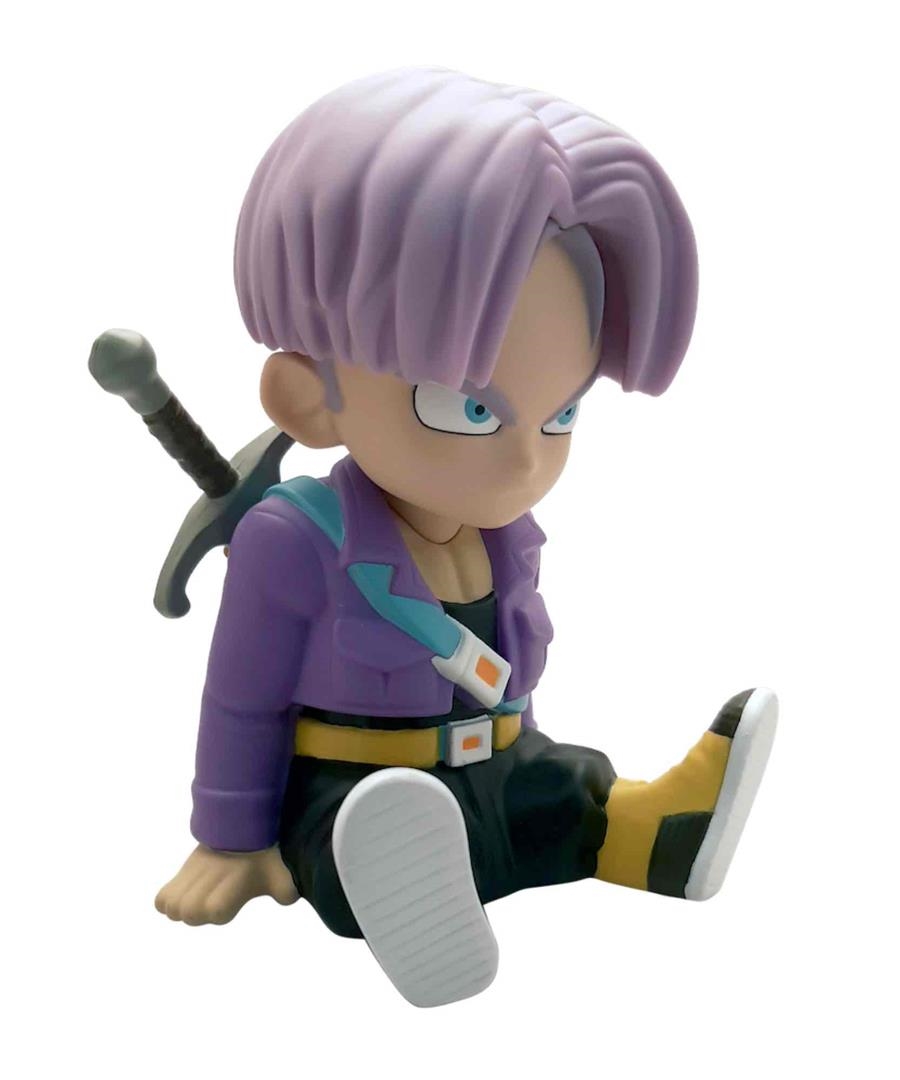 TRUNKS SENTADO CHIBI HUCHA 15 CM PVC DRAGON BALL | 3521320801117 | Universal Cómics