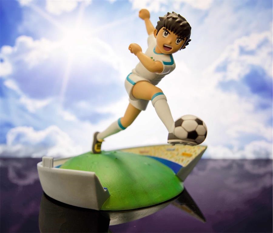 FIGURA OLIVER ATOM CAMPEONES | 8435450250743