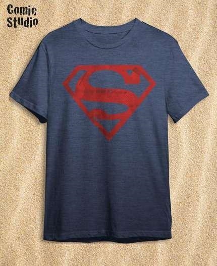 CAMISETA SUPERMAN MARINO JASPEADO TALLA L | 8435073739700 | COMIC STUDIO | Universal Cómics