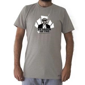 BY ORDER OF THE... CAMISETA GRIS TALLA S | 9999900124590 | LUIS RIVERA LINARES | Universal Cómics